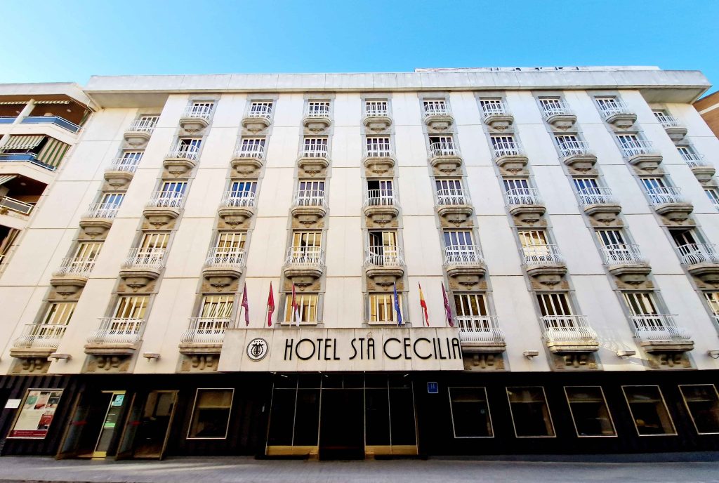 HOTEL SANTA MARIA CECILIA 